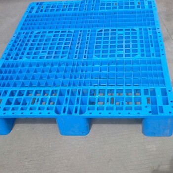 成都地區(qū)塑料托盤產(chǎn)品解析 彭州與雙流制造優(yōu)勢對(duì)比